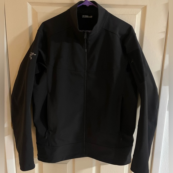 Arc’teryx Epsilon LT soft shell jacket men’s size medium black - Picture 3 of 11